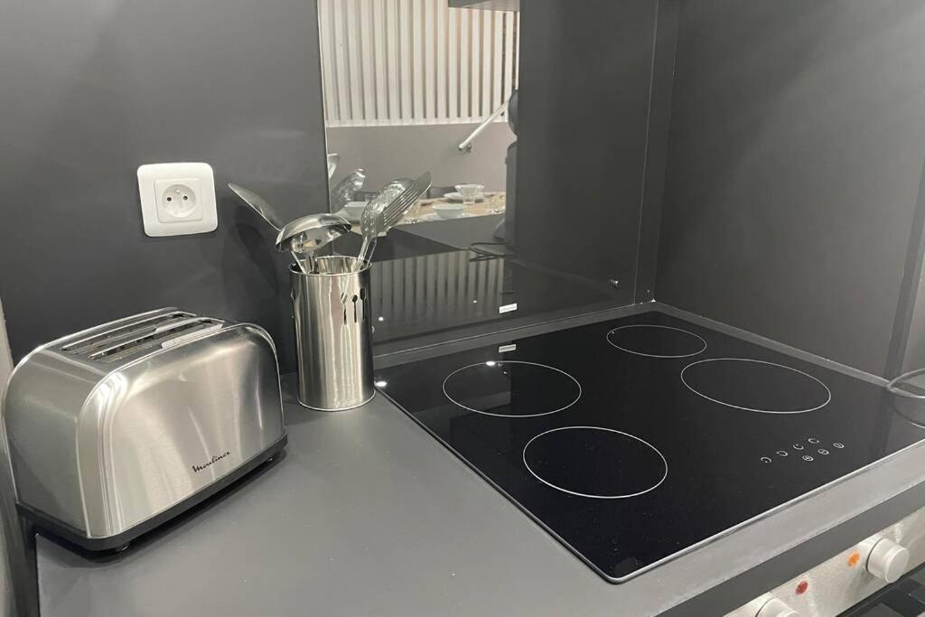 Appartement Cosy, Wifi Gratuit,5 Min De La Gare 볼로뉴쉬르메르 외부 사진